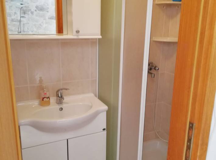 Ganze Wohnung, Ferienwohnung für 2 Personen mit Meerblick in Povlja, Brac