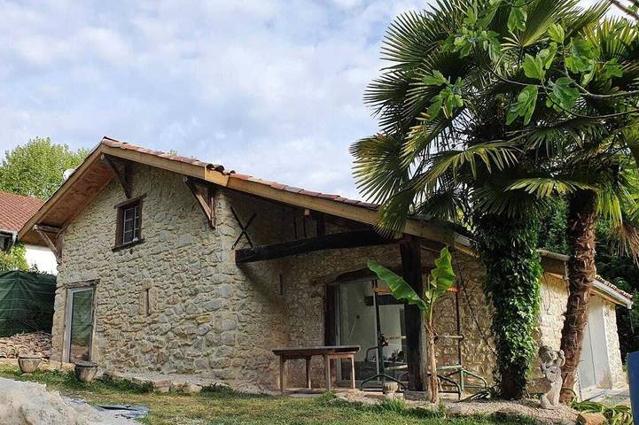 Gîte pour 4 personnes, avec jardin à Sainte-Marie-de-Gosse