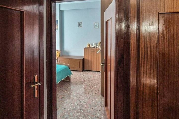 Ganze Wohnung, Delia - Apartment with a balcony in Avellino, Avellino Provinz