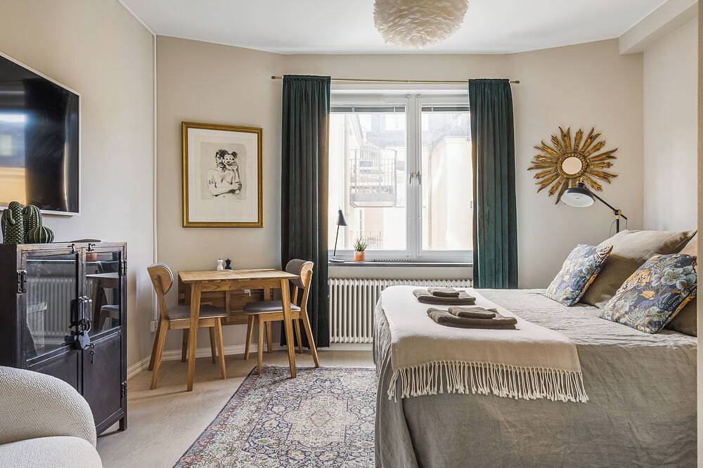 Entire apartment, Stylish Studio in Central Södermalm on Mariaberget in Stockholm, Swedish Baltic Sea
