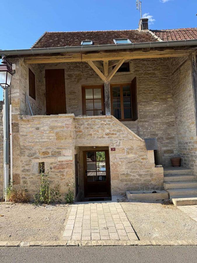 Location de vacances pour 6 personnes à Saint-Ythaire