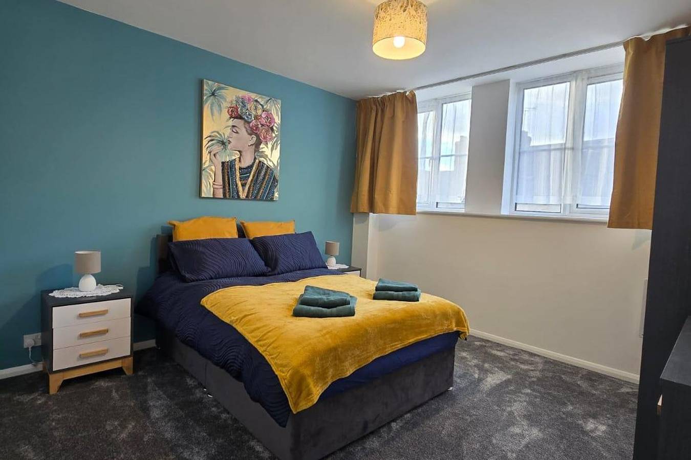 Ganze Ferienwohnung, Modern City Apartment, Sleeps 4 with Parking in Northampton, Northamptonshire