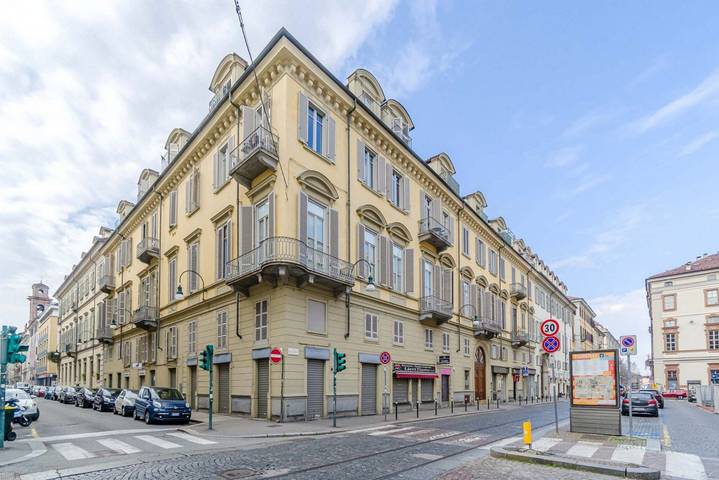 Ganze Wohnung, Ferienwohnung für 4 Personen mit Balkon/Terrasse in Turin, Turin Provinz