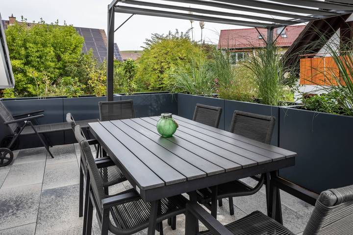 Ganze Wohnung, Apartment 'Fewo Ebringen Weinbergblick' mit Bergblick, Balkon und Wlan in Ebringen, Südschwarzwald