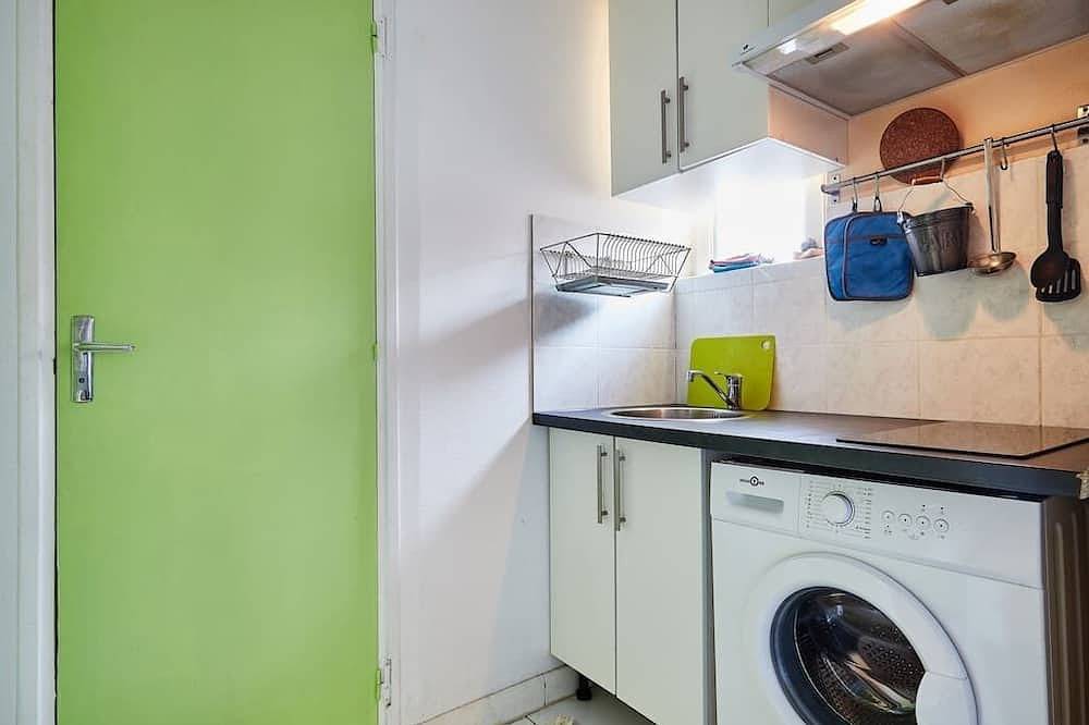 Apartamento entero, Estudio con entrepiso cerca de París in Pantin, Sena-Saint Denis