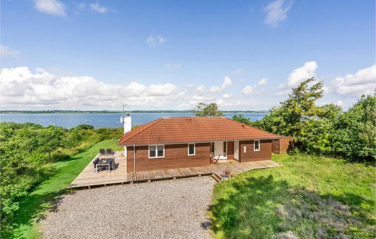 Gîte pour 6 personnes, avec terrasse et jacuzzi dans Viborg