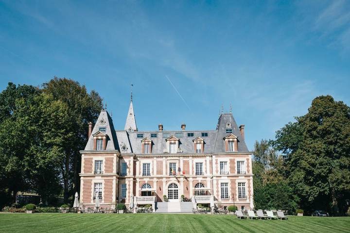 Hôtel pour 14 personnes, avec terrasse et jardin, animaux acceptés à Saint-Denis-le-Thiboult