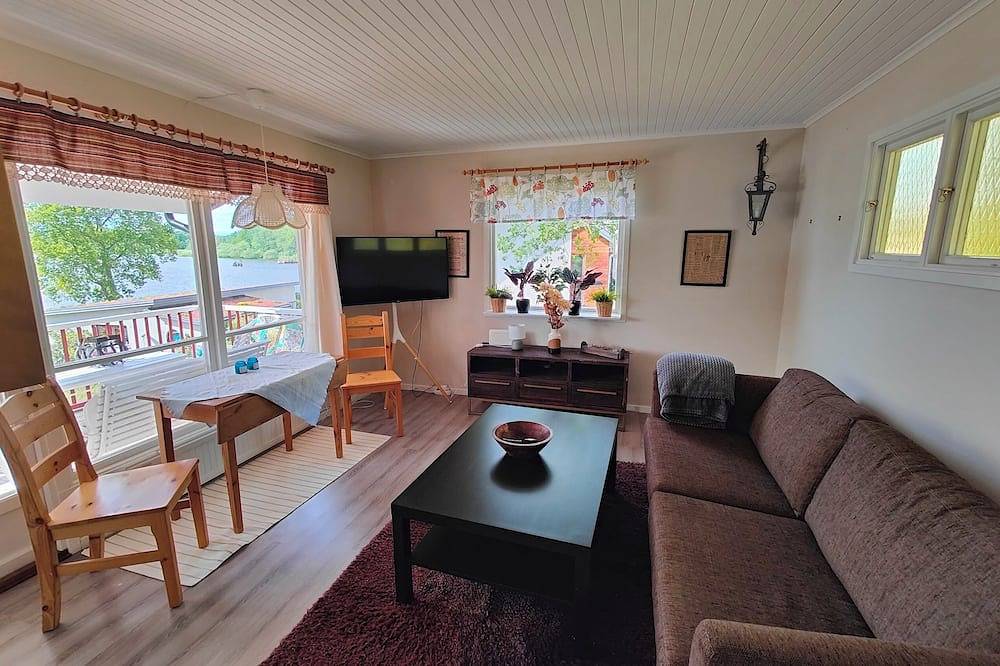 Timmerstuga för 4 Personer in Mälaren