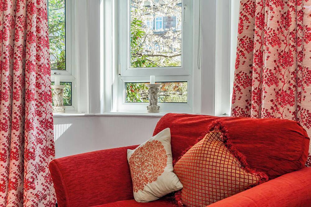 Geheel appartement, Home-from-home; 10 mins from city centre; Free on-street parking; Well-equipped in Edinburgh, Lothian