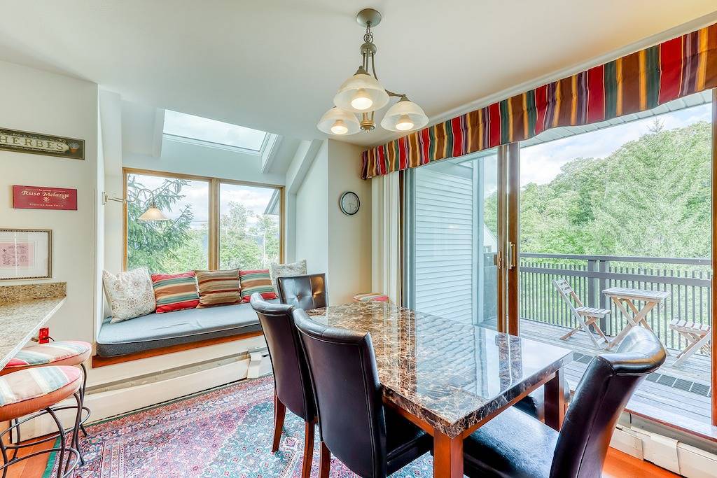 Ski-in / Ski-out Sunrise Eigentumswohnung mit Gemeinschaftspool und Whirlpool - großartiger Skiurlaub! in Killington, Rutland County