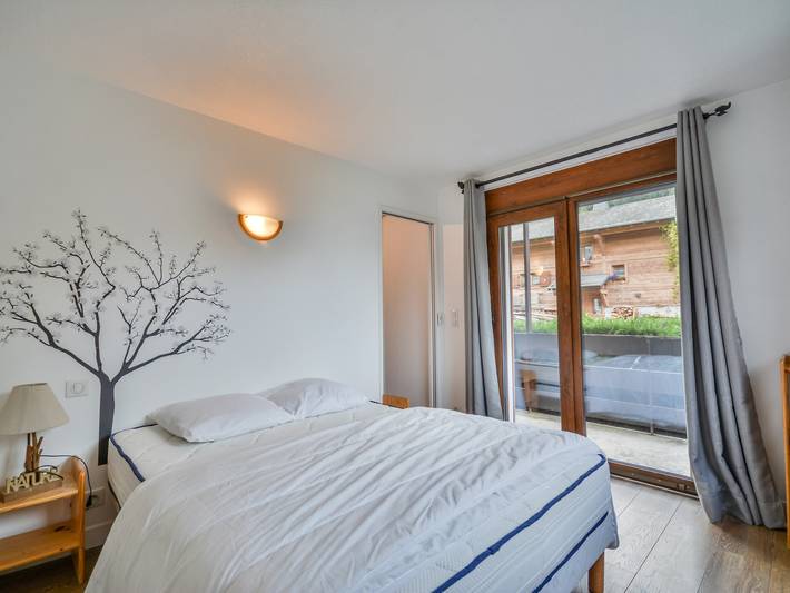 Apartamento entero, Morzine: Apartamento para 8 con aparcamiento y WIFI cerca del centro in Morzine, Les Portes du Soleil