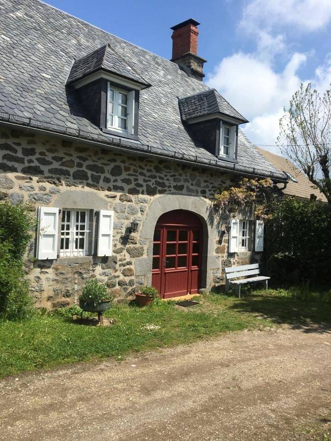 Chambres d’hôtes « Les sorbiers » in Anglards-de-Salers, Parc naturel régional des Volcans d'Auvergne