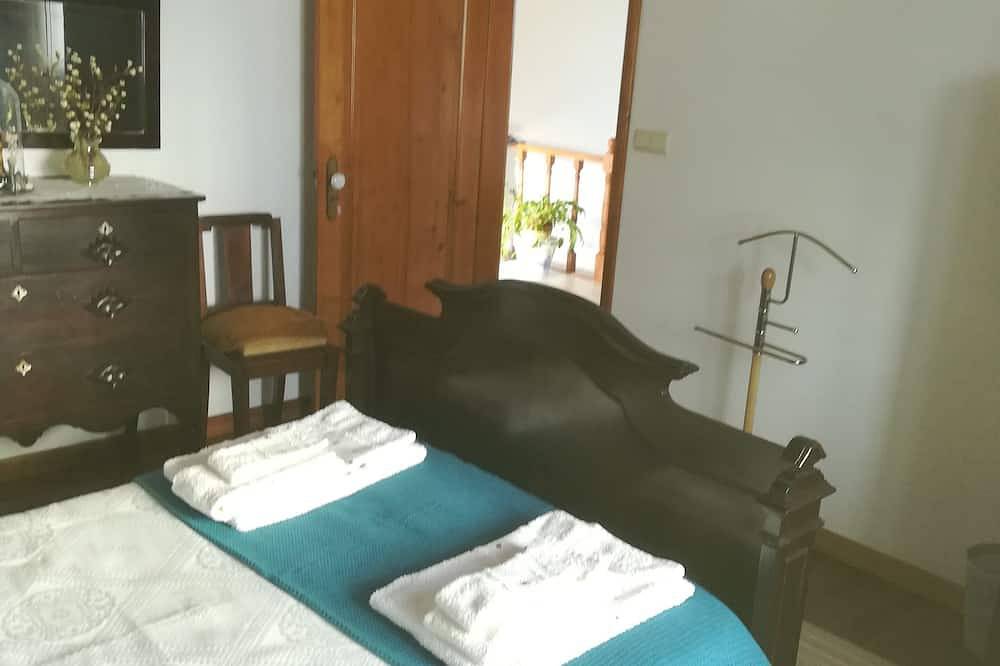 Sea and Sun Villa (Ground Floor) in Isla de San Miguel, Achada