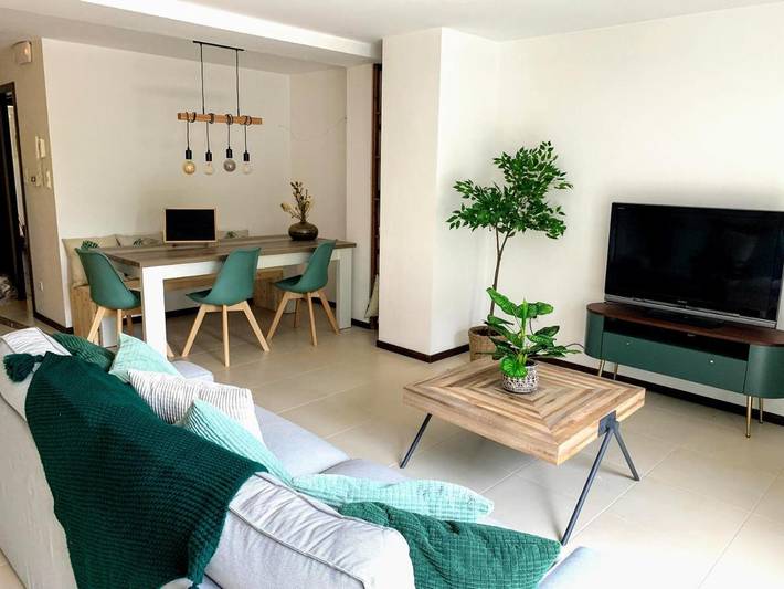 Gîte pour 5 personnes, avec terrasse dans Lacuisine - 3