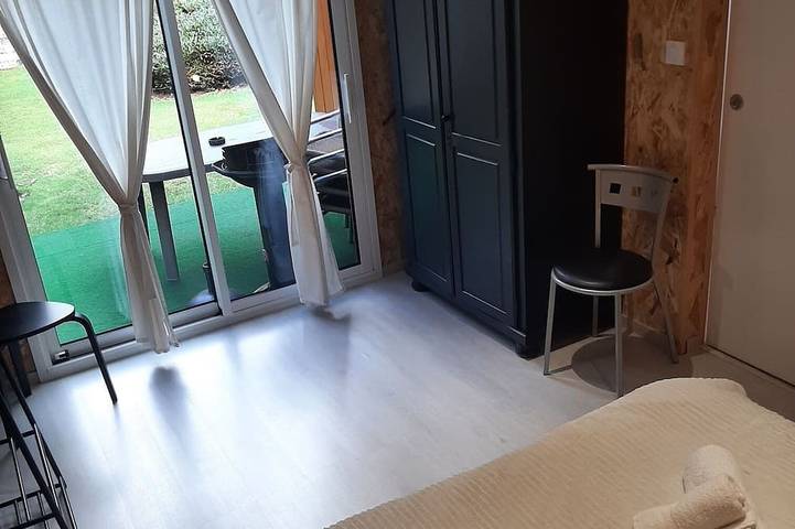 Chalet Capucine 1 in the Heart of the Vosges Mountains in Gérardmer, Parque natural regional de los Ballons des Vosges