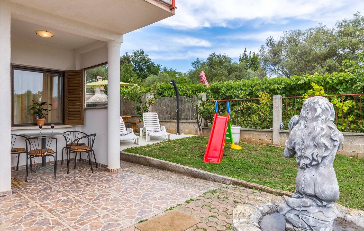 Ganze Ferienwohnung, Ferienwohnung für 4 Personen mit Garten in Peruski, Südküste Istrien