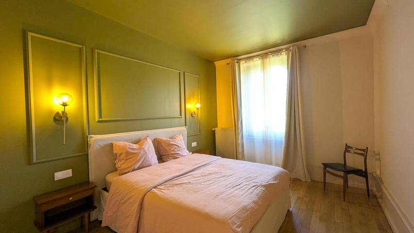 Gîte pour 2 personnes, avec Terrasse ainsi que Jardin et Vue à Foncine-le-Bas