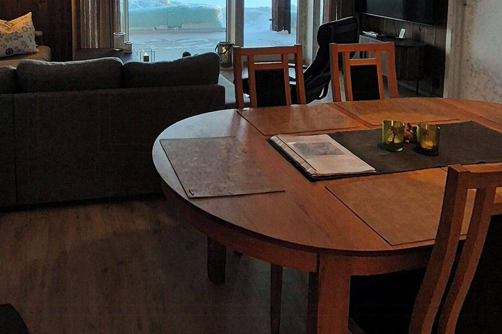 Ganze Wohnung, Apartment mit Seeblick in Sjusjøen in Sjusjoen, Ringsaker