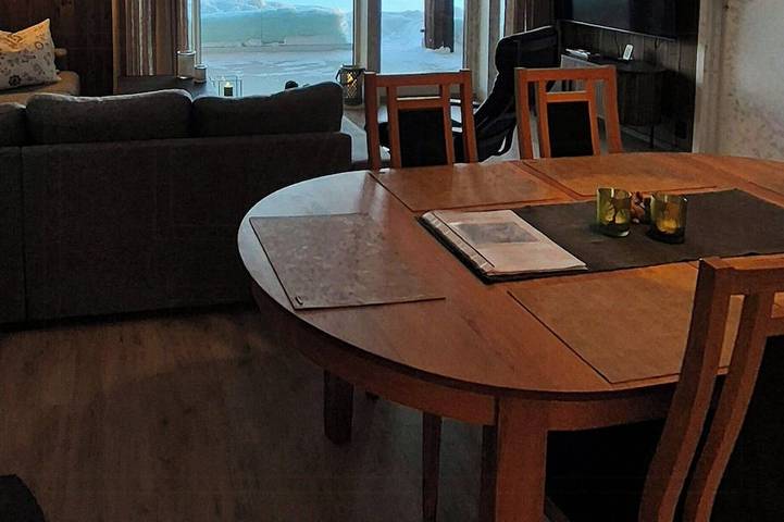 Ganze Wohnung, Apartment mit Seeblick in Sjusjøen in Sjusjoen, Ringsaker