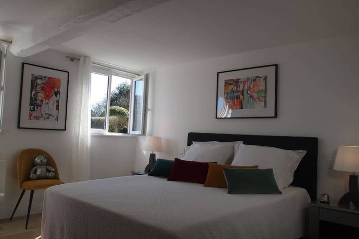 Gîte pour 3 personnes, avec jardin à Saint-Sylvestre-de-Cormeilles - 2