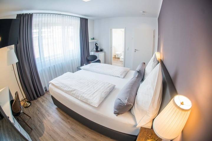 BnB für 2 Personen in Friedrichshafen