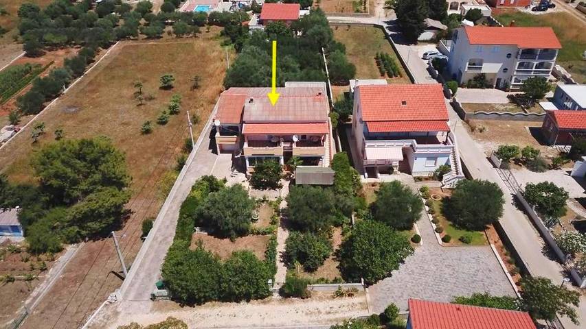 Ferienwohnung für 4 Personen, mit Terrasse und Garten in Vrsi - 4