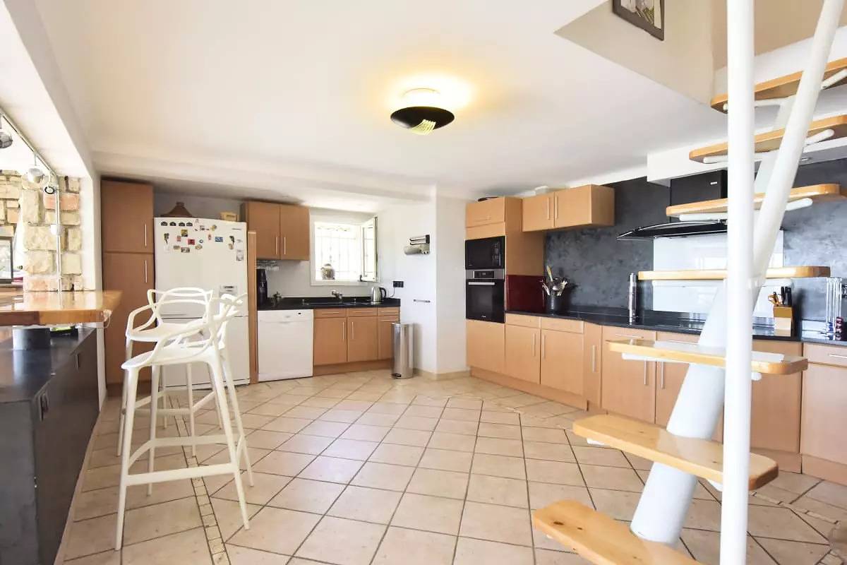 House with swimming pool & sea view - Antibes in Antibes, Cannes region