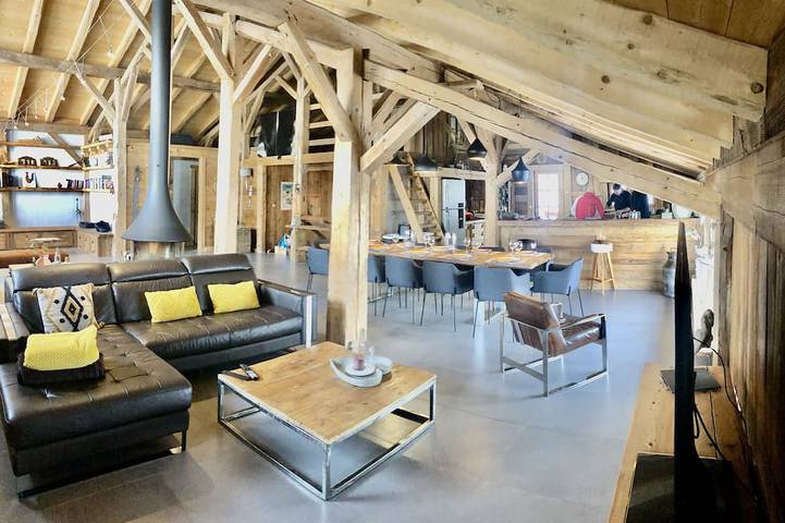 Chalet für 14 Personen, mit Garten und Whirlpool - 1