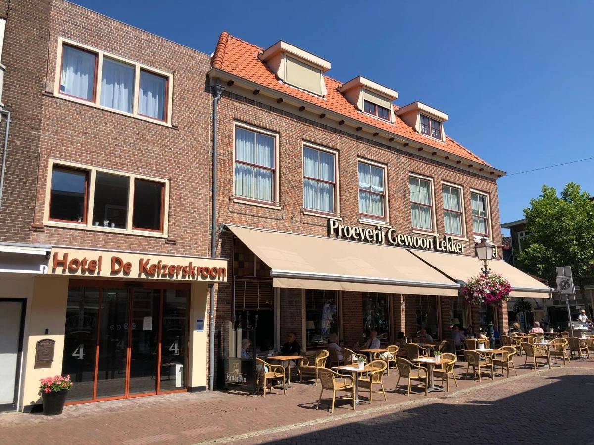 Hotel de Keizerskroon Hoorn in Hoorn, Markermeer