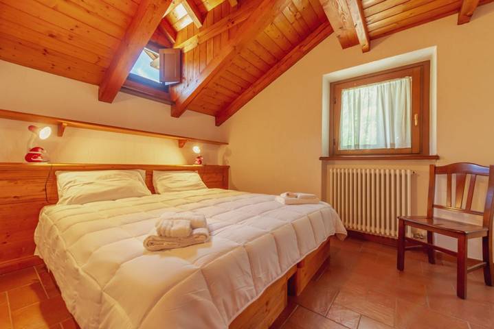 Appartamento intero, Chalet Pontal 7 - Relax e vista sulle montagne in Larzey, Courmayeur