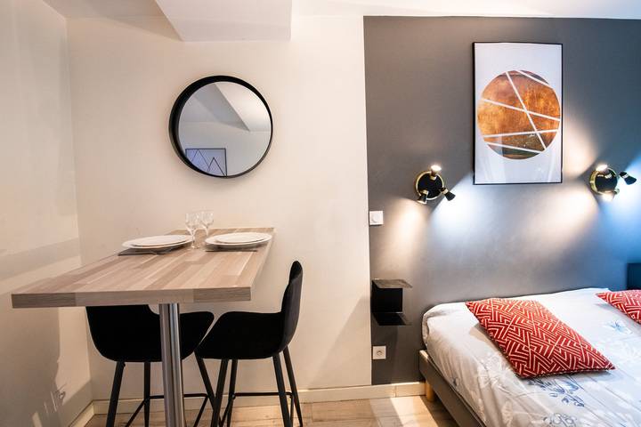 Apartamento entero, Apartamento de vacaciones para 2 personas in Lyon, Lyon region