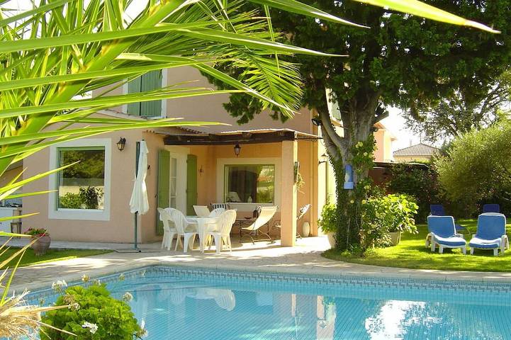 Villa pour 6 personnes, avec Terrasse et Jardin à Orange