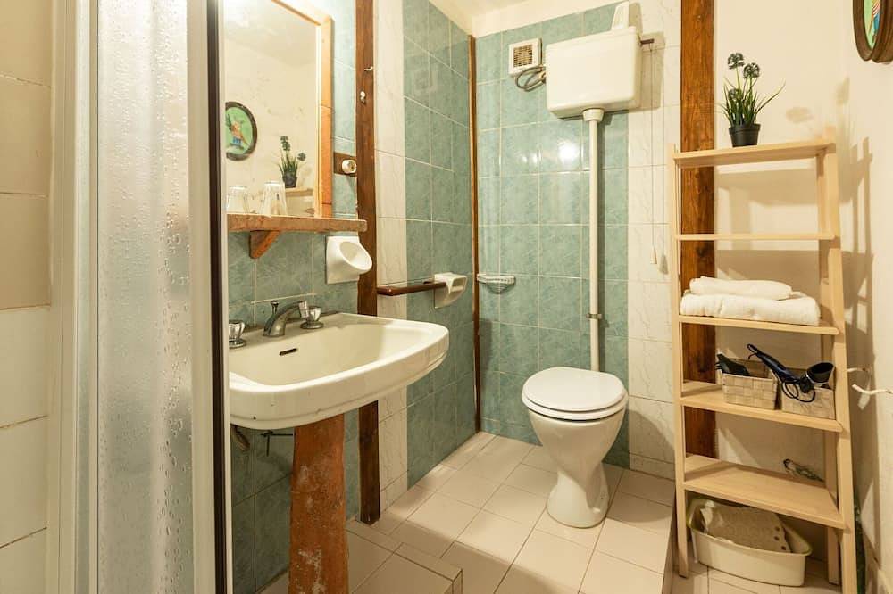 Wonderful  villa for 11 guests with private pool, Wifi, Tv and terrace in Massa Marittima, Grosseto Province