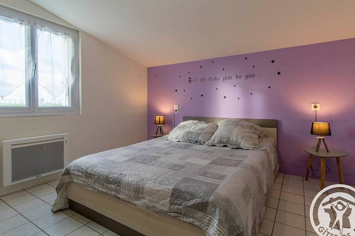 Gîte pour 6 personnes, avec Terrasse dans Saint-Georges-des-Gardes - 3
