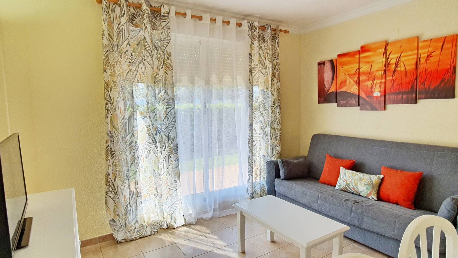 Ganze Wohnung, Ferienwohnung für 4 Personen mit Balkon in Playa Xeraco, Xeraco