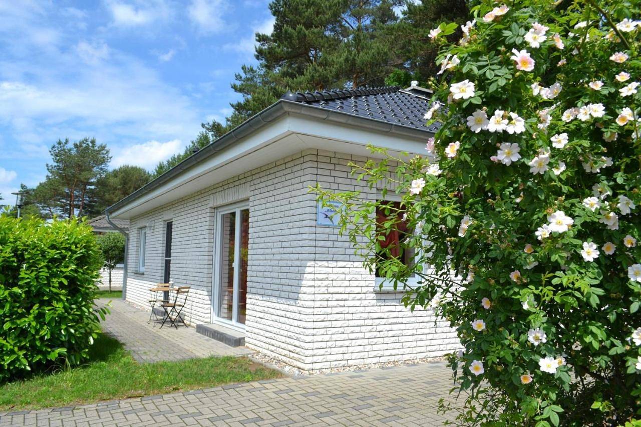 Apartment with Terrace in Karlshagen, Usedomer Norden