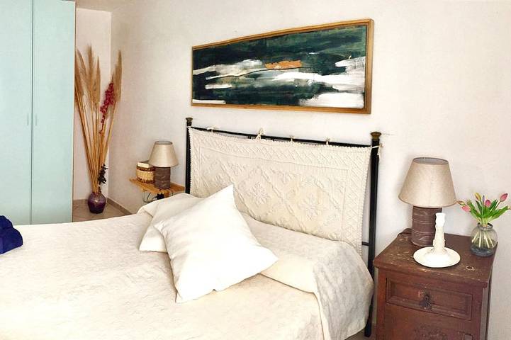 Ferienwohnung für 6 Personen, mit Pool und Whirlpool sowie Garten und Balkon in Lu Fraili di Sopra - 2