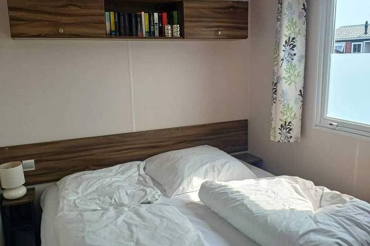 Chalet für 4 Personen, mit Garten in Renesse - 2