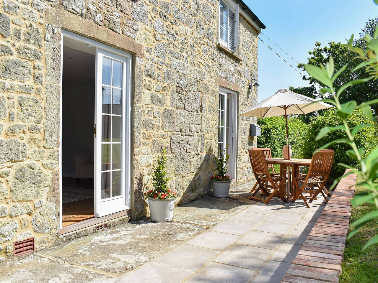 Greystone Cottage in Niton and Whitwell, Isle of Wight