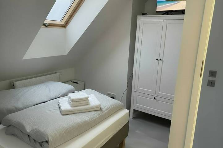 Cozy vacation home 600m from the Baltic Sea. Pet friendly! in Trzęsacz, Powiat gryficki