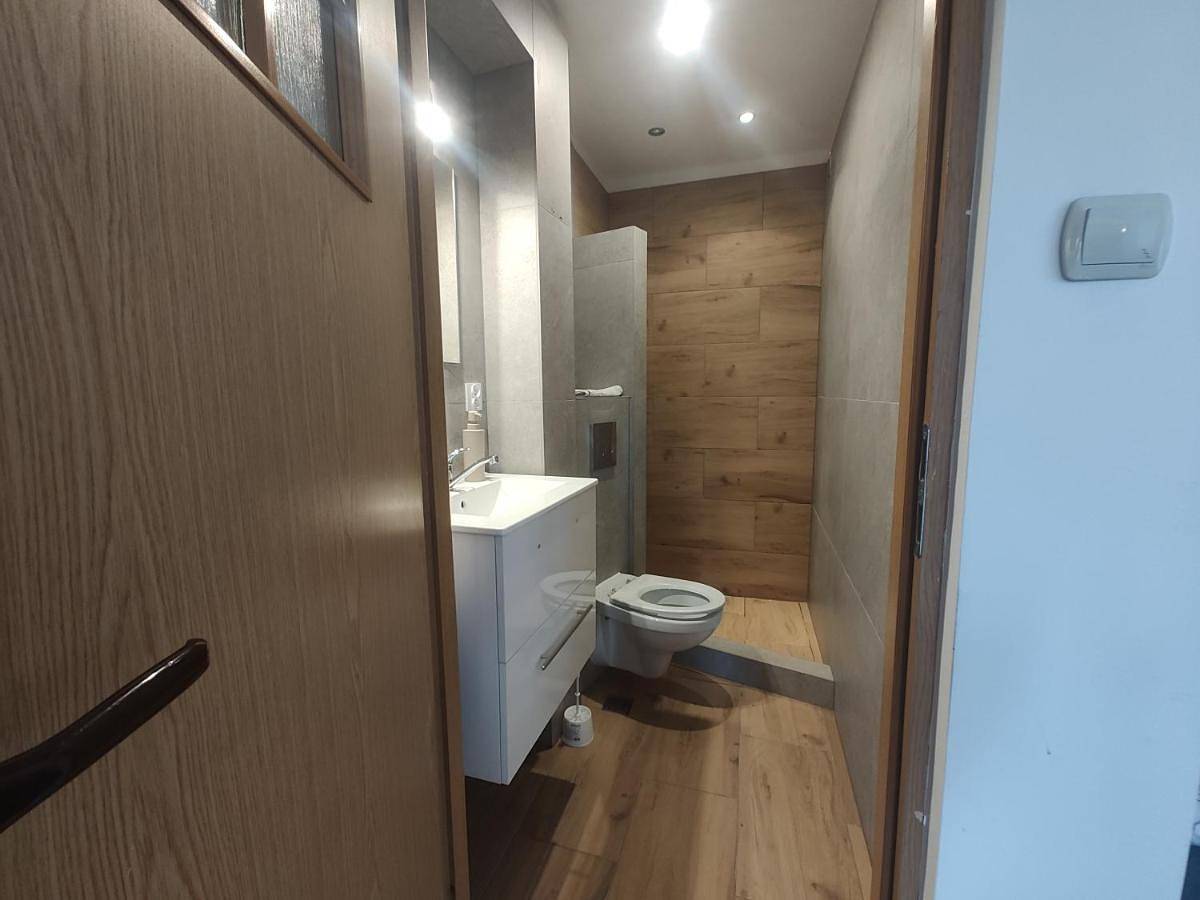 Cały apartament wypoczynkowy, Noclegi nad Soliną in Karpaty (Polska)