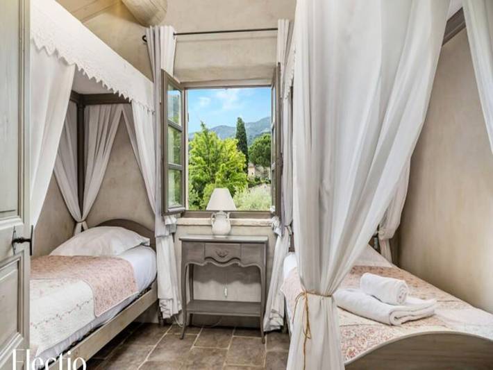 Gîte pour 4 personnes, avec piscine ainsi que balcon et jardin, adapté aux familles à Oppède - 3