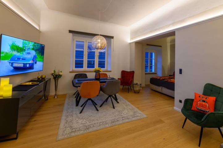 Entire apartment, Apartment "Gasthof Alte Post - Top 2 Super 6" with Mountain View & Wi-Fi in Hohe Tauern, Gmünd in Kärnten