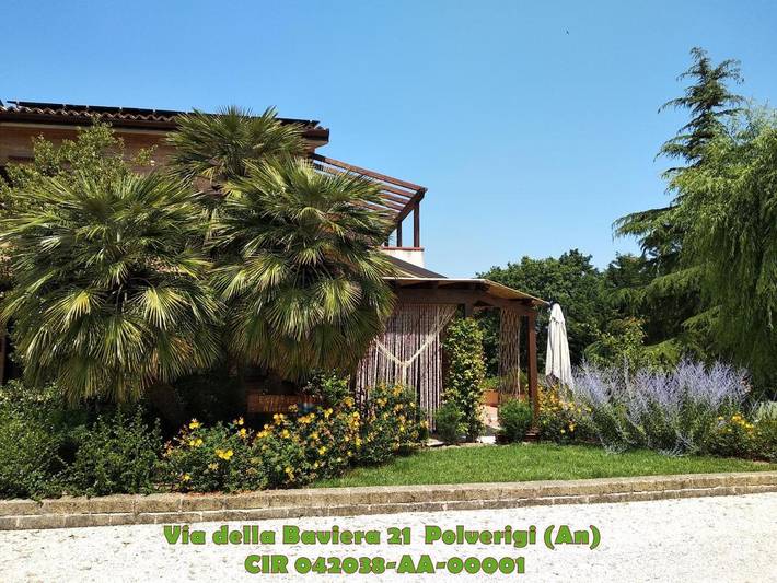 Bed and breakfast per 3 persone, con panorama e giardino nonché piscina - 1