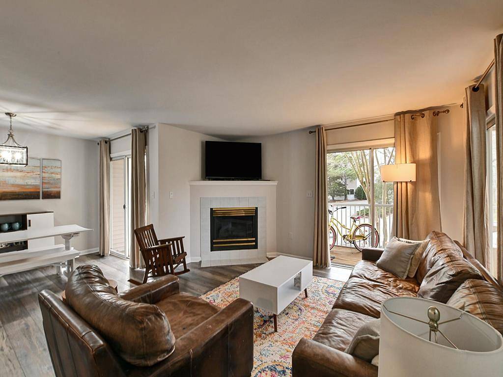 33492 Lakeshore Drive in Sea Colony, Sussex County (Delaware)