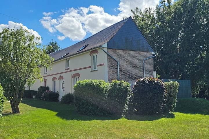 Location de vacances pour 4 personnes, avec jardin, animaux acceptés à Montaure