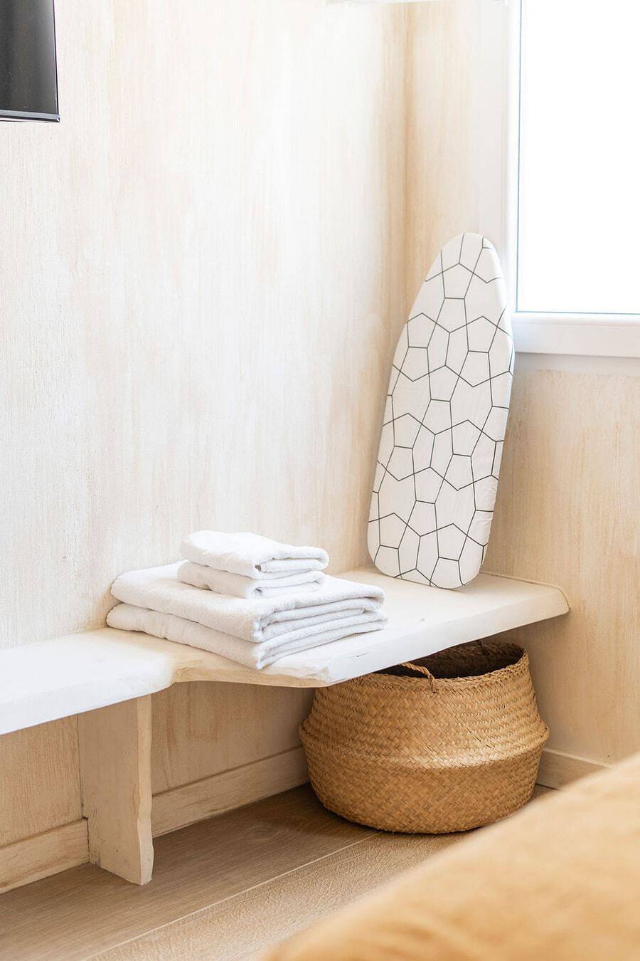 Gehele studio, Vlc Host - Puente de Astilleros P111 in Valencia, Costa de Valencia