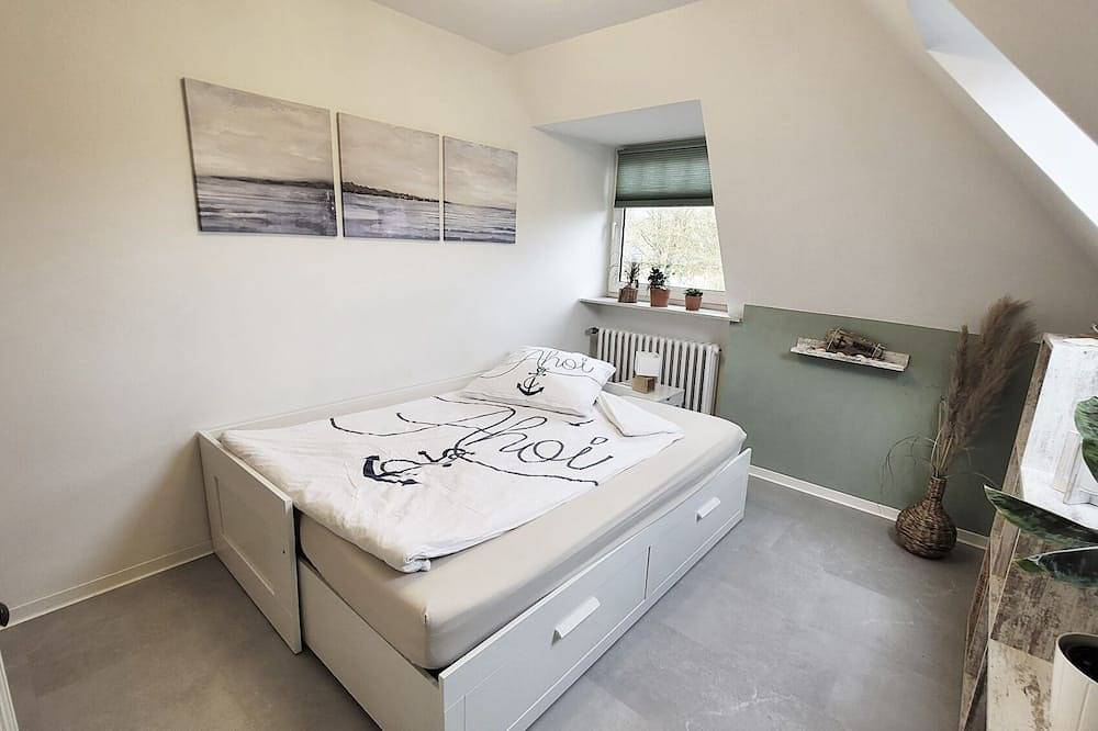 Ganze Wohnung, Ferienwohnung zwischen Nord- und Ostsee - Fitnessraum in Ostenfeld (Husum), Eider-Treene-Sorge