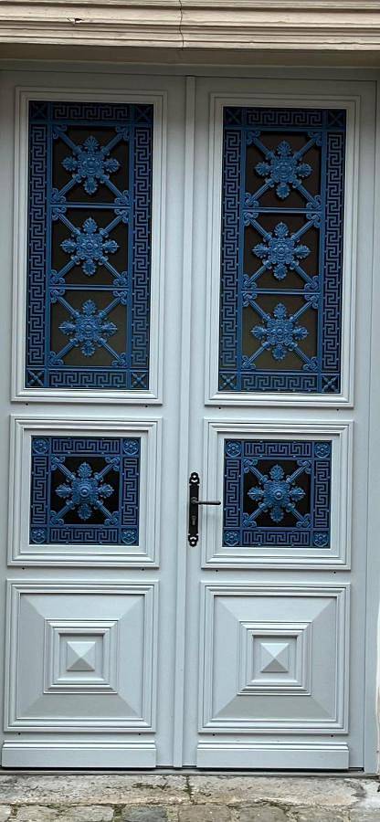 Les Portes Bleues in Aÿ-Champagne, Parc naturel régional de la Montagne de Reims