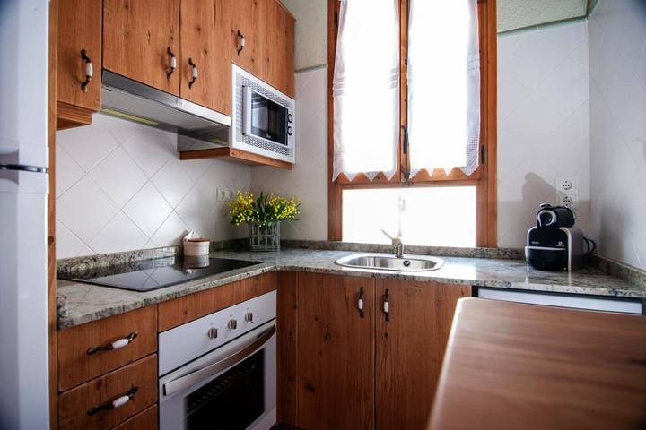 Casa rural para 5 personas, con vistas y terraza, Familias con niños en Priorat - 2